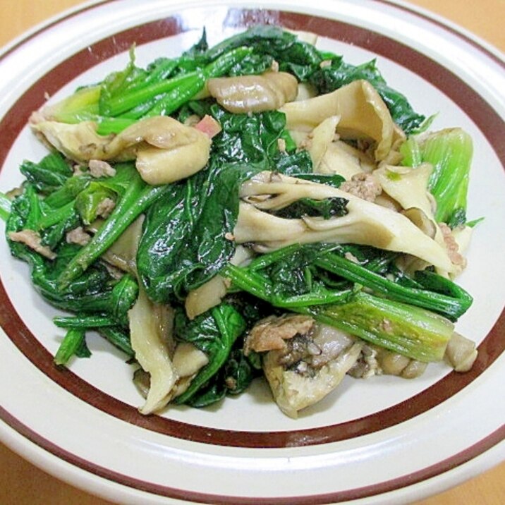 ほうれん草と舞茸のオイスター炒め レシピ 作り方 By マリリン32 楽天レシピ